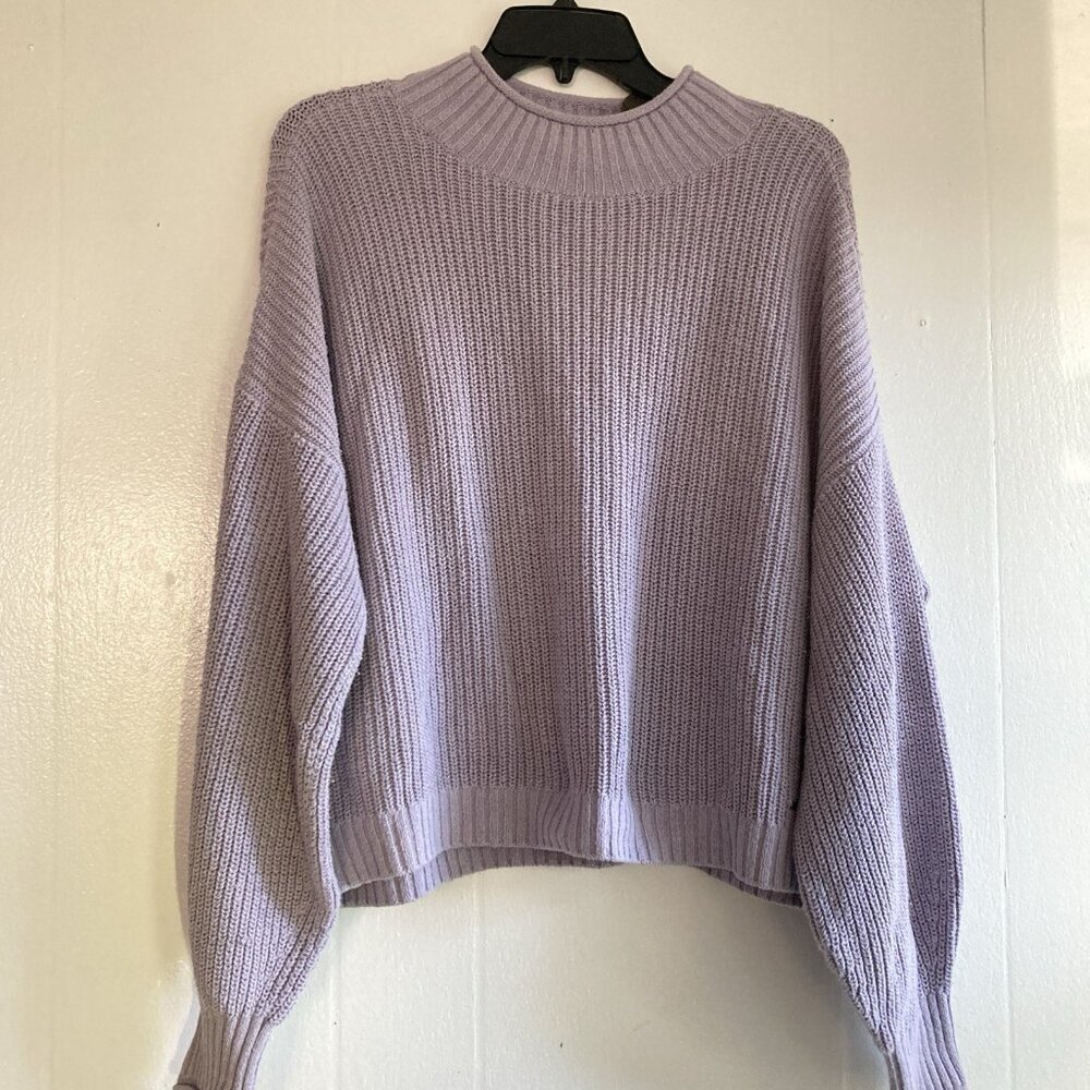 Hollister Women’s Long Sleeve Mock Neck Pullover Sweater Soft Lavender Size L